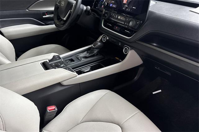 used 2024 Toyota Grand Highlander car, priced at $43,489