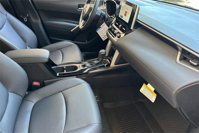 new 2025 Toyota Corolla Cross car, priced at $32,963
