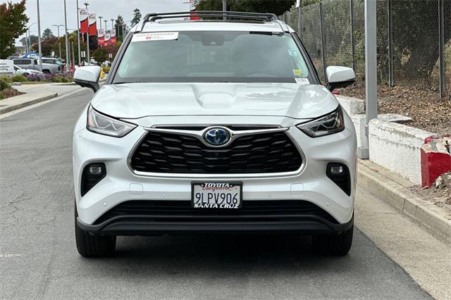 used 2024 Toyota Highlander Hybrid car, priced at $56,499
