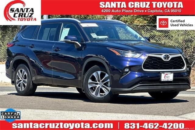 used 2022 Toyota Highlander car, priced at $36,995