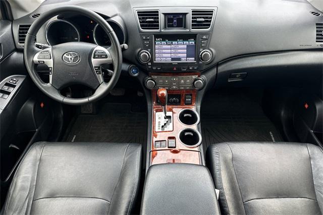 used 2012 Toyota Highlander Hybrid car, priced at $8,678