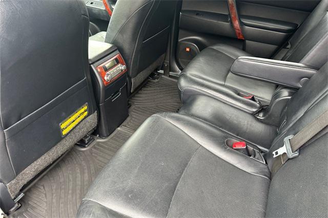 used 2012 Toyota Highlander Hybrid car, priced at $8,678