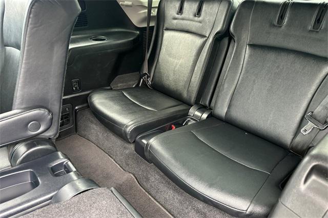 used 2012 Toyota Highlander Hybrid car, priced at $8,678