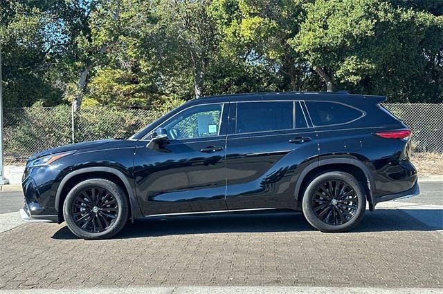 used 2023 Toyota Highlander car, priced at $36,499