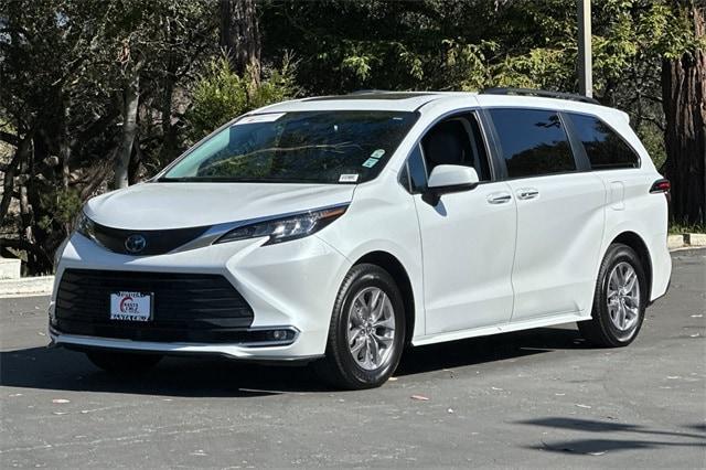 used 2023 Toyota Sienna car, priced at $42,995