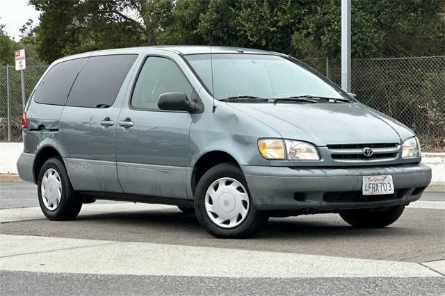 used 1999 Toyota Sienna car, priced at $4,995