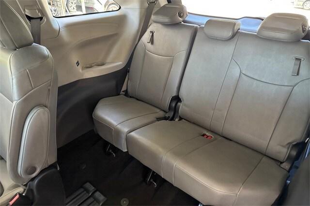 used 2023 Toyota Sienna car, priced at $45,652