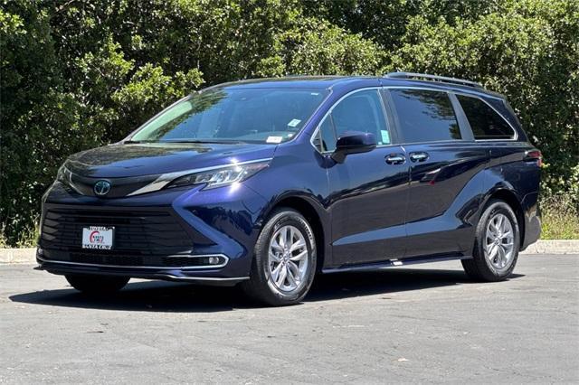 used 2023 Toyota Sienna car, priced at $45,652
