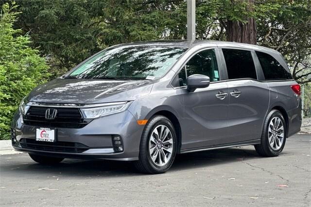 used 2024 Honda Odyssey car, priced at $39,995
