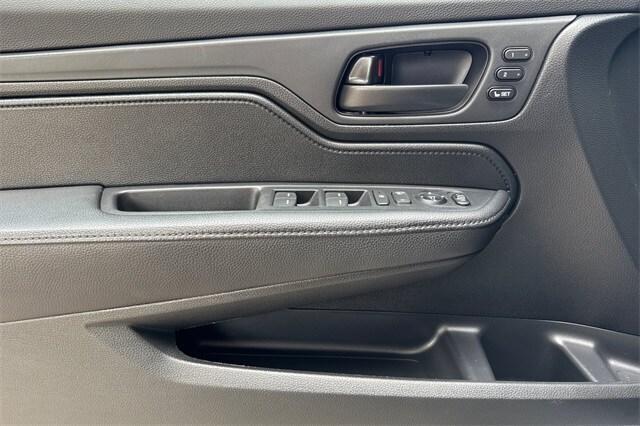 used 2024 Honda Odyssey car, priced at $39,995