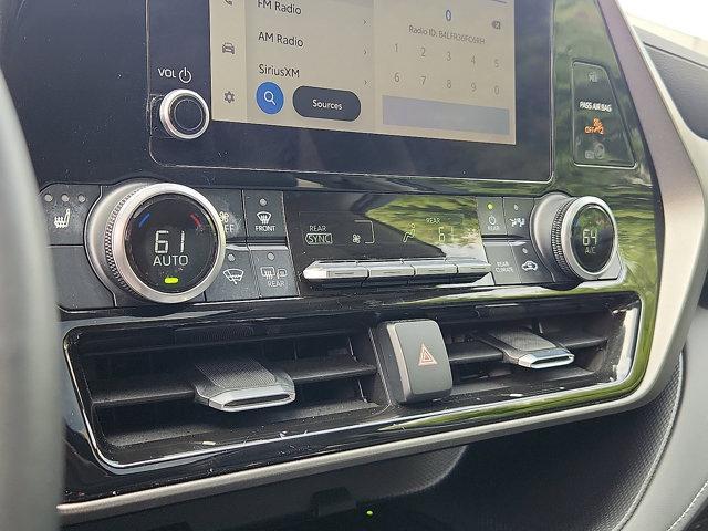 used 2023 Toyota Highlander car, priced at $37,999