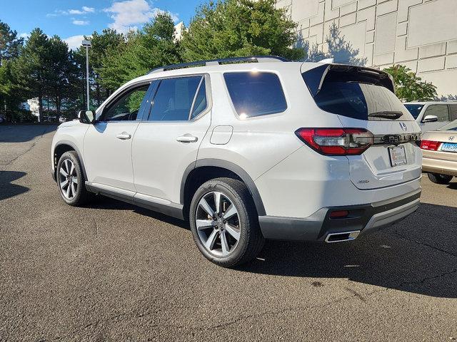used 2024 Honda Pilot car, priced at $44,299