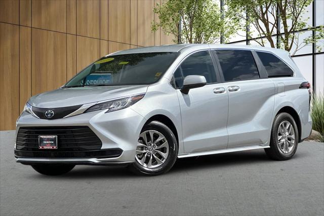 used 2023 Toyota Sienna car, priced at $44,991