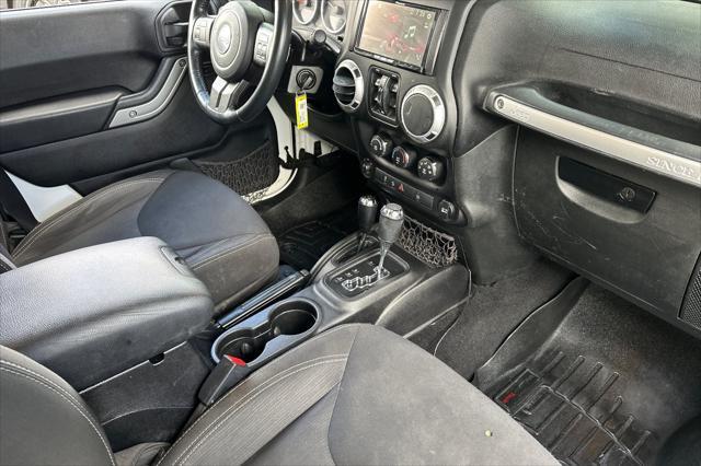 used 2015 Jeep Wrangler Unlimited car, priced at $17,776