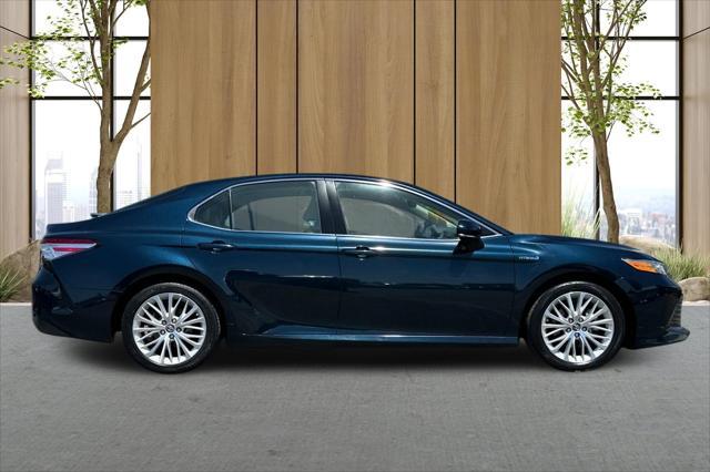used 2018 Toyota Camry Hybrid car, priced at $22,696