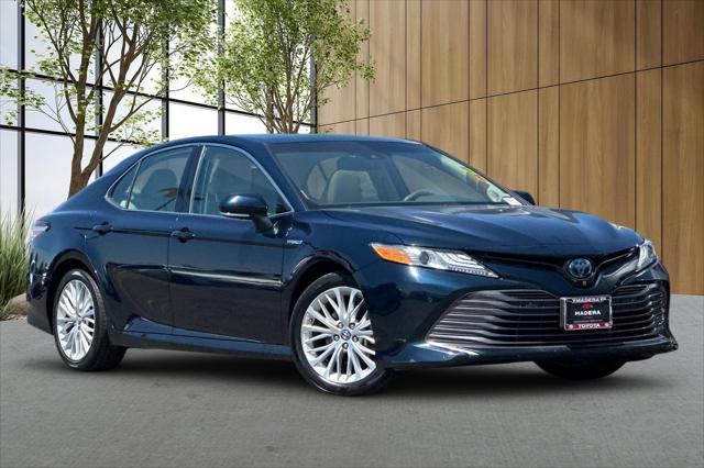 used 2018 Toyota Camry Hybrid car, priced at $22,696