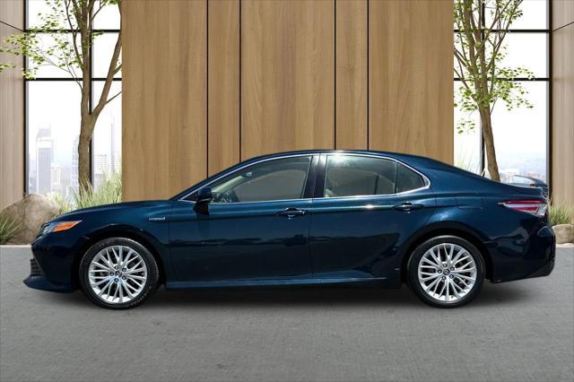 used 2018 Toyota Camry Hybrid car, priced at $22,696