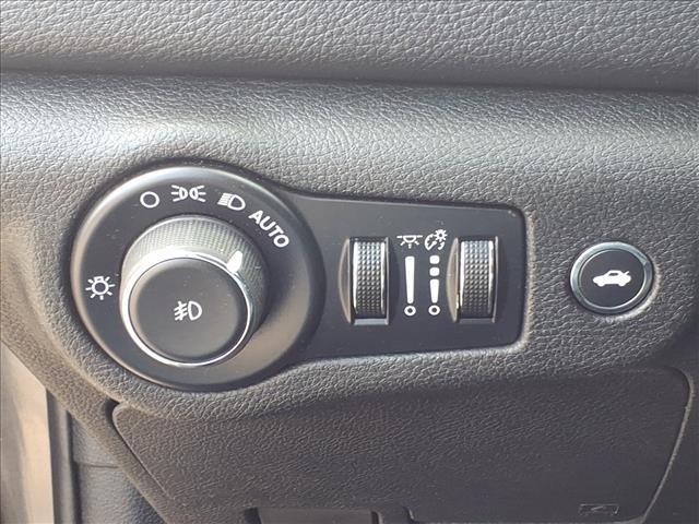 used 2015 Chrysler 200 car, priced at $10,995