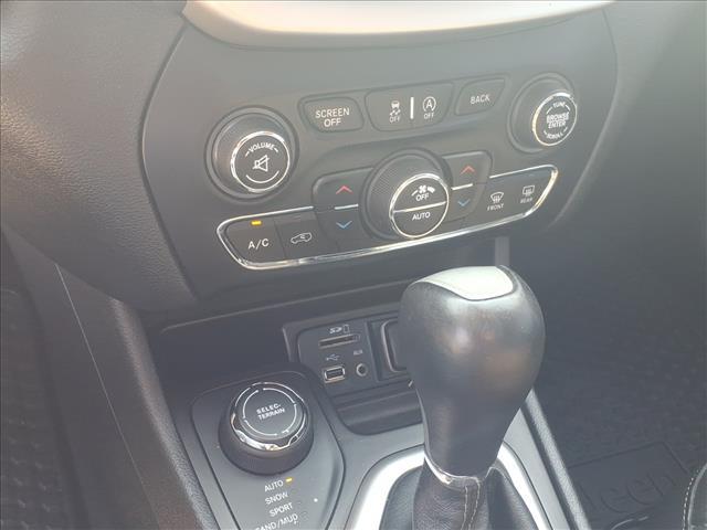 used 2018 Jeep Cherokee car, priced at $11,995