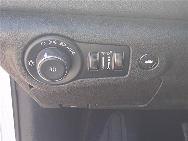 used 2015 Chrysler 200 car, priced at $9,995