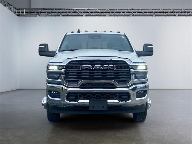 new 2025 Ram 3500 car, priced at $72,270