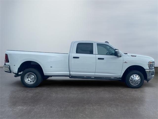 new 2025 Ram 3500 car, priced at $72,270