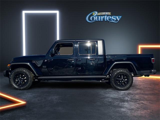 new 2023 Jeep Gladiator car, priced at $49,777