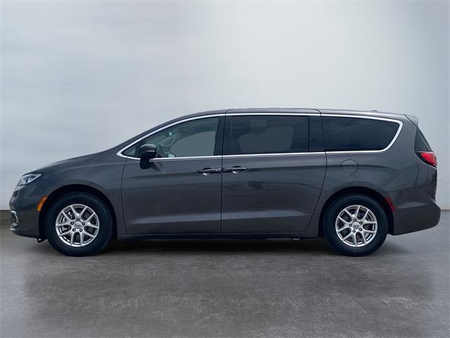 used 2023 Chrysler Pacifica car, priced at $26,995