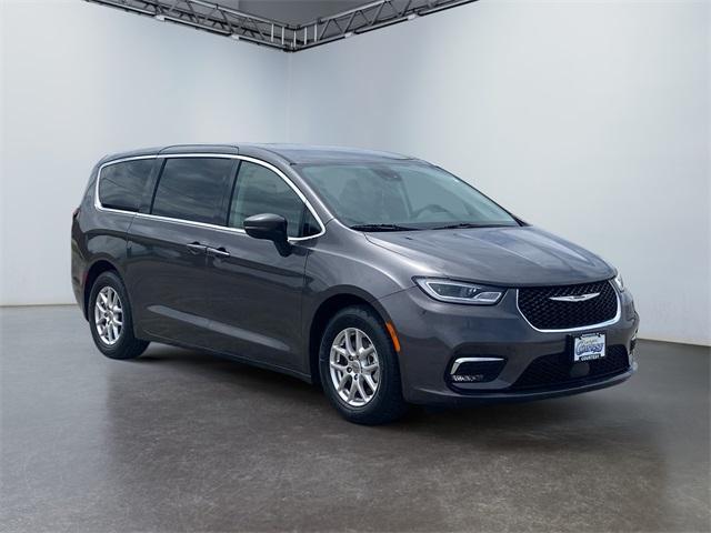 used 2023 Chrysler Pacifica car, priced at $26,995