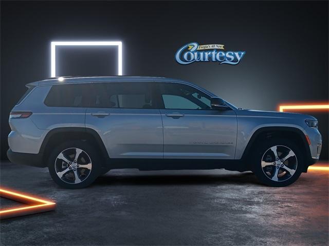 new 2024 Jeep Grand Cherokee L car, priced at $53,747