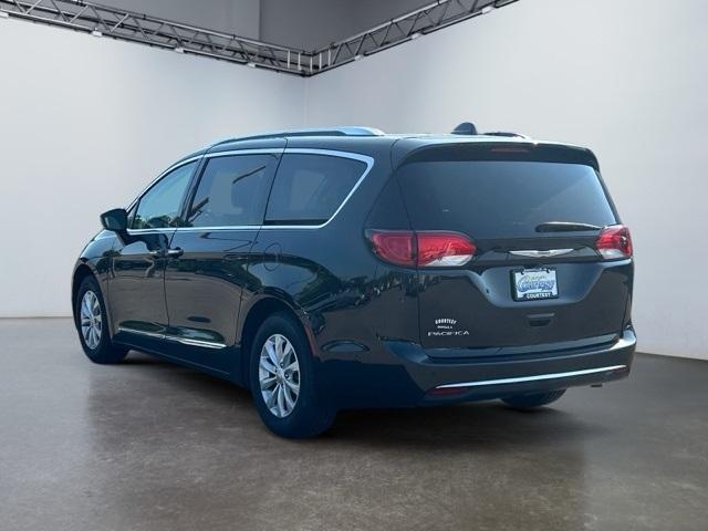 used 2018 Chrysler Pacifica car, priced at $19,995