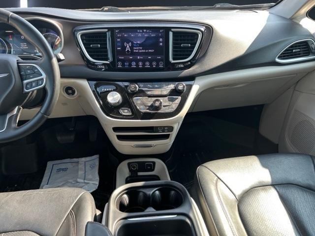 used 2018 Chrysler Pacifica car, priced at $19,995