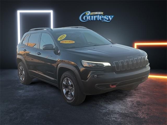 used 2019 Jeep Cherokee car, priced at $21,577