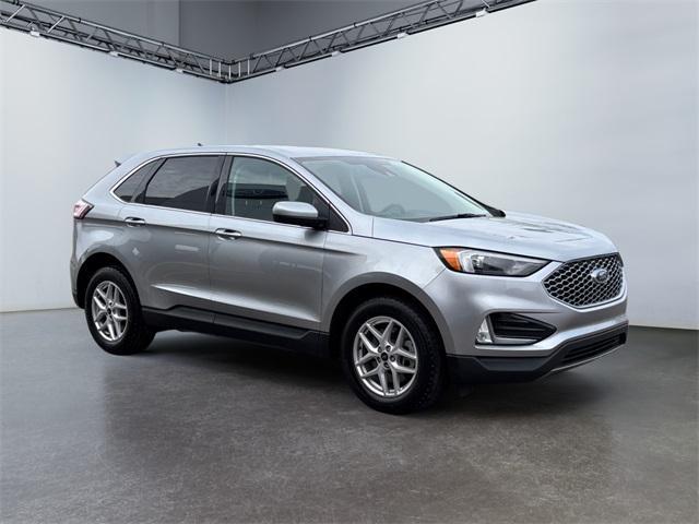 used 2023 Ford Edge car, priced at $29,999