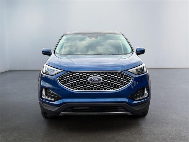 used 2023 Ford Edge car, priced at $29,999