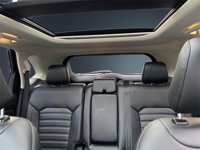 used 2023 Ford Edge car, priced at $29,999