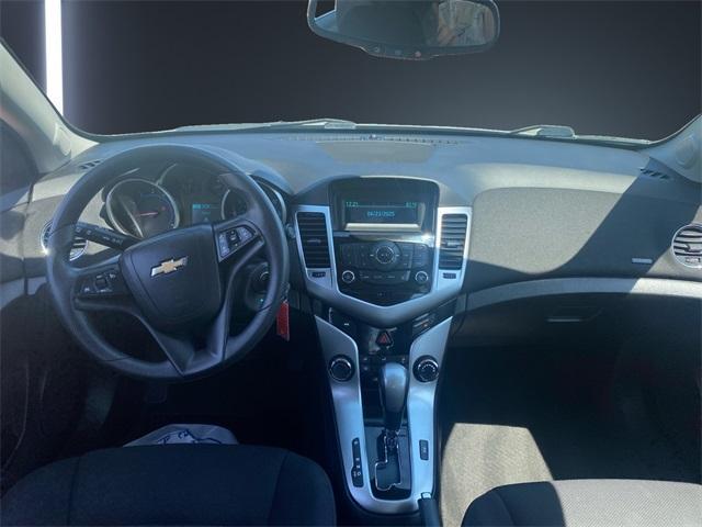 used 2015 Chevrolet Cruze car, priced at $11,500