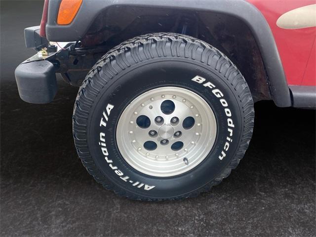 used 1998 Jeep Wrangler car, priced at $7,499