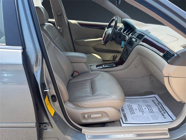 used 2002 Lexus ES 300 car, priced at $7,500