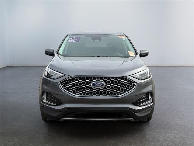 used 2024 Ford Edge car, priced at $29,500