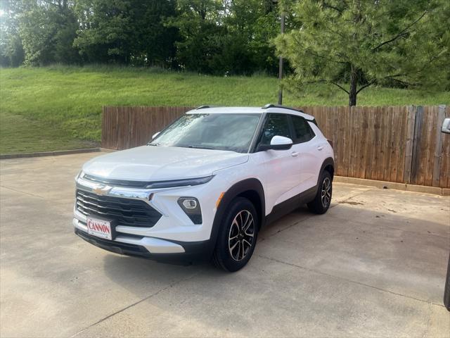 new 2024 Chevrolet TrailBlazer car, priced at $30,655