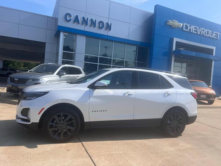 used 2023 Chevrolet Equinox car, priced at $33,990