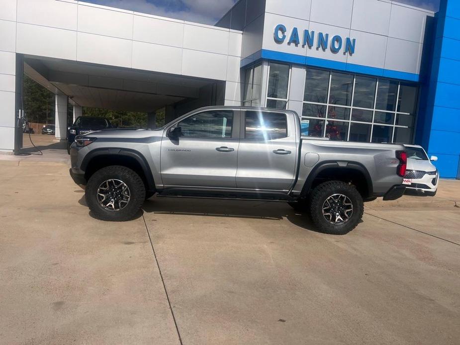 new 2024 Chevrolet Colorado car, priced at $52,135