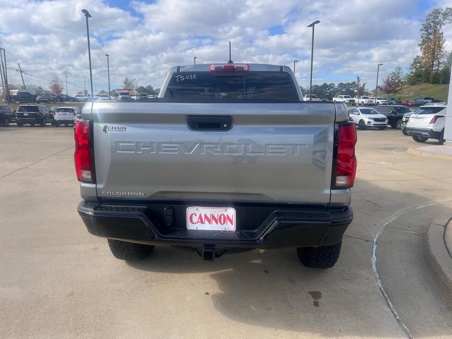 new 2024 Chevrolet Colorado car, priced at $52,135