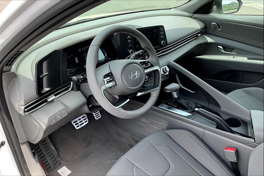 new 2025 Hyundai Elantra car, priced at $25,465