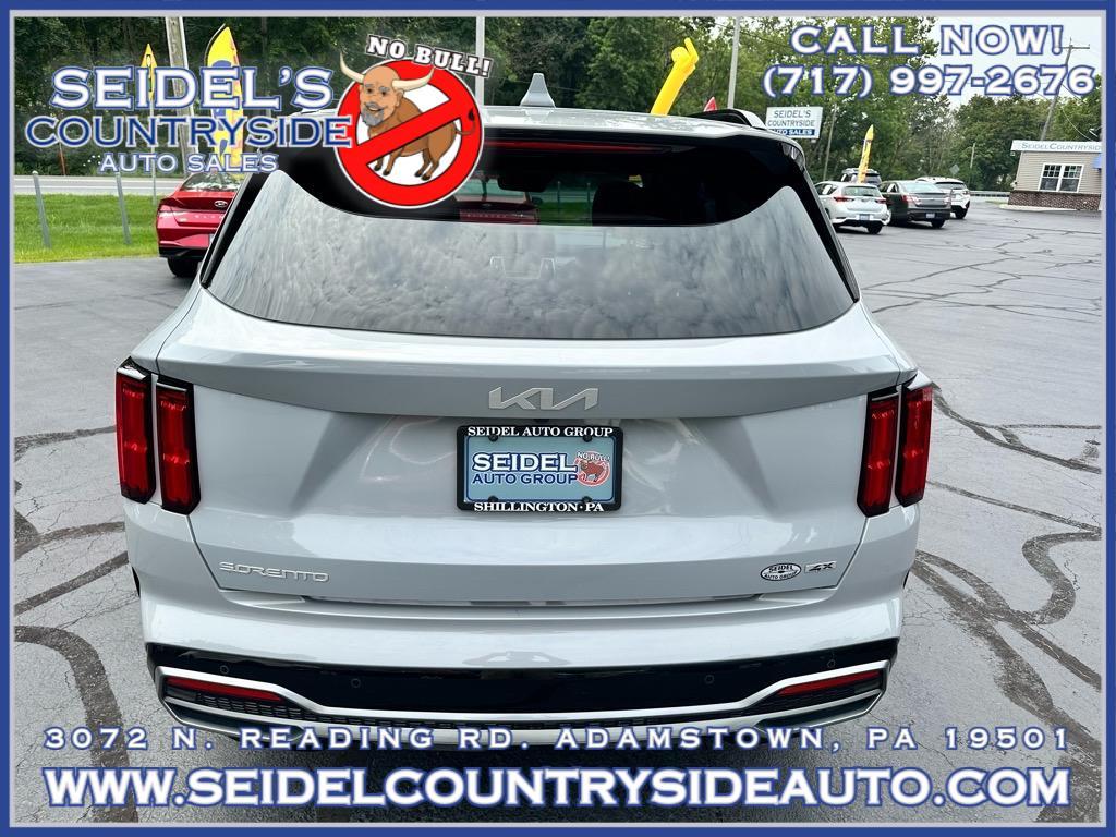 used 2023 Kia Sorento car, priced at $30,888