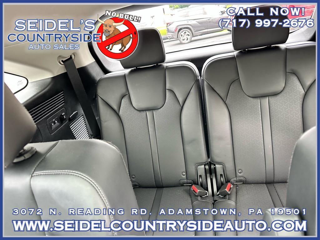 used 2023 Kia Sorento car, priced at $30,888