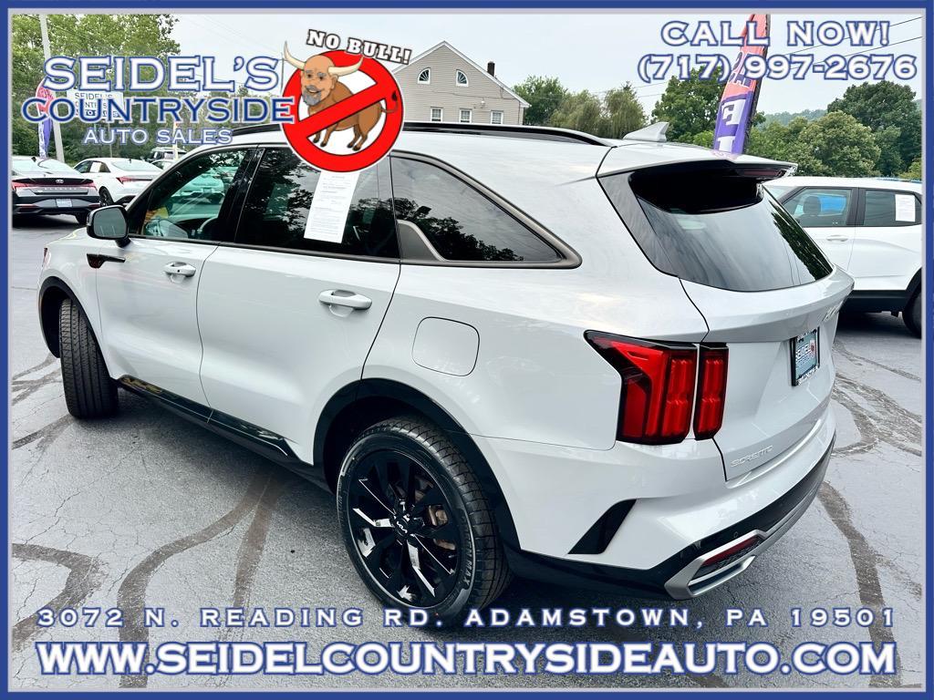 used 2023 Kia Sorento car, priced at $30,888