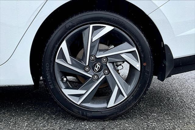 new 2025 Hyundai Elantra car, priced at $25,385