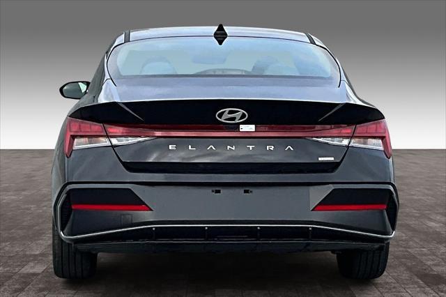 new 2025 Hyundai Elantra car, priced at $31,060